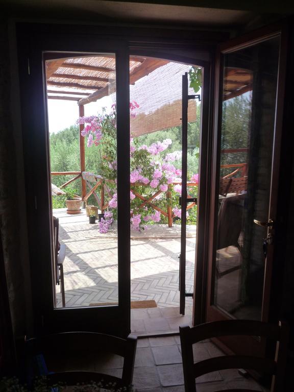 Rocca Del Vento Bed & Breakfast San Pantaleone Ngoại thất bức ảnh