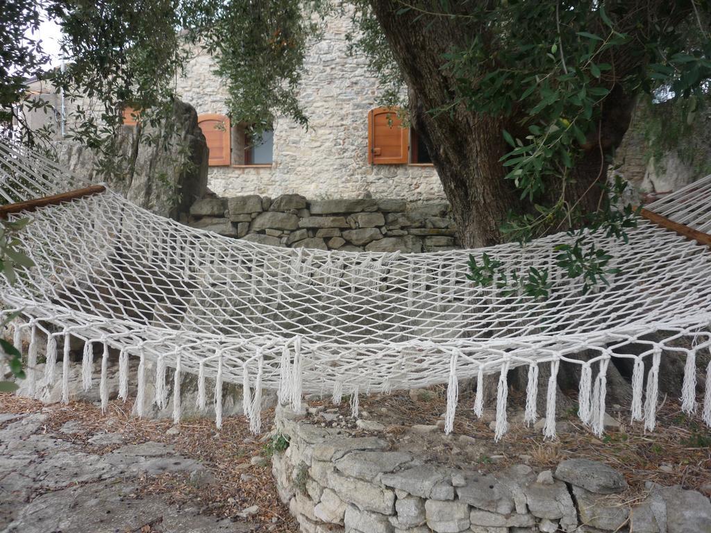 Rocca Del Vento Bed & Breakfast San Pantaleone Phòng bức ảnh
